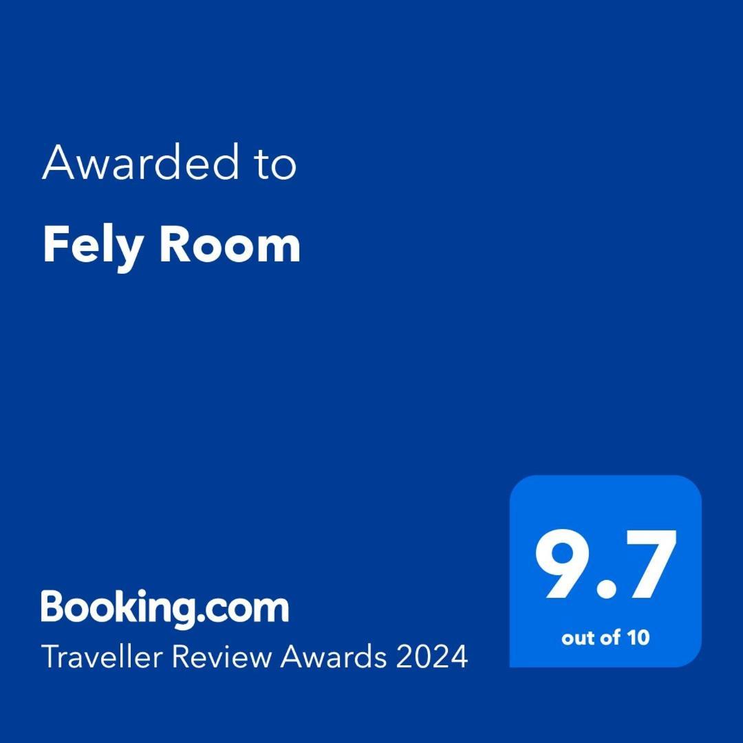 Fely Room Petroşani Eksteriør bilde
